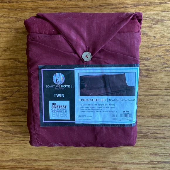 Signature Hotel Collection 3 piece sheet set. Twin. Burgundy. - Picture 2 of 2